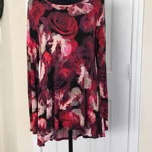 Cable & Gauge Lace-Up Floral Blouse - Black, Red, White, Purple